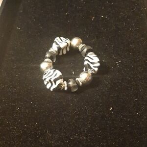Zebra Patterned Beaded Bracelet